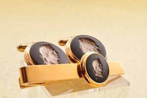 "Wedgwood" Jewellery cufflinks and tie clip black and silver, "julius caesar". - Picture 1 of 23