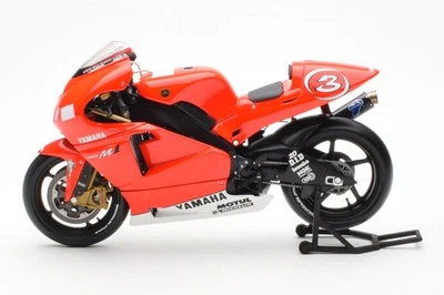 122026303 Yamaha YZR-M1 Malboro Yamaha Team M Biaggi MotoGP Minichamps 1/12 - Immagine 1 di 4