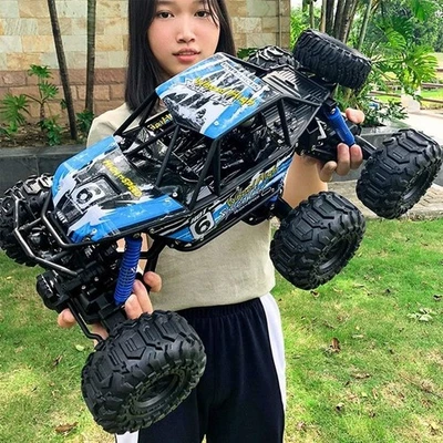 Ferngesteuertes Auto 1:8 RC Off-road Monster Truck Buggy 6WD Car mit 2.4Ghz Neu - Bild 1 von 4