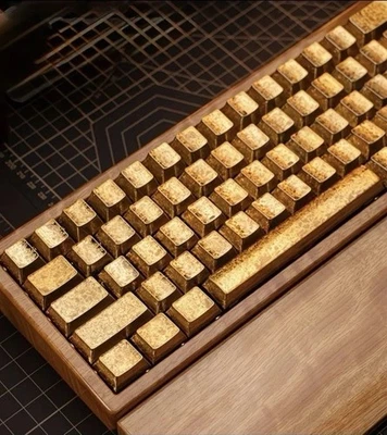 gold keycap #Side letters - Image 1 of 3