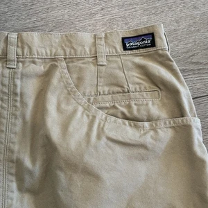 Vintage Patagonia Stand Up Shorts Beige Canvas Organic Cotton Mens Size 36 - Picture 1 of 9