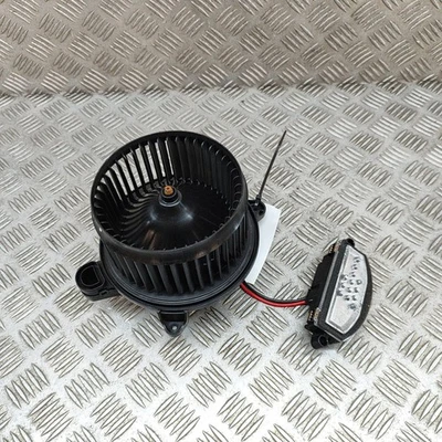 VOLVO XC40 Heizgebläse Rechtslenker 31497511 1,5 Benzin 120 kW 2021 25575728 - Bild 1 von 4