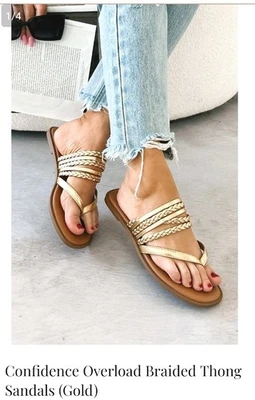 Sandalias "SODA" ~ Tanga Plana ~ Correa Trenzada de Cuero Sintético Dorado ~ Talla 6 Nuevas en Caja Foto 1 de 4