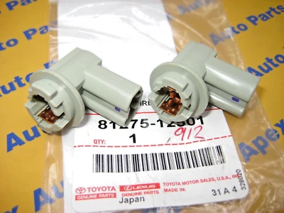 Toyota Rav4 Inner Tail Light Sockets Plug OEM Genuine Part 2013-2016 Rav-4 Set 2 Foto 1 de 4