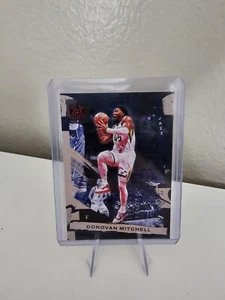2021 Panini Court Kings Red #66 Donovan Mitchell /149 - Picture 1 of 3