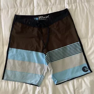 Billabong Platinum X PX3 Multi Color Recycler Stretch Board Shorts Sz 34 - Picture 1 of 8