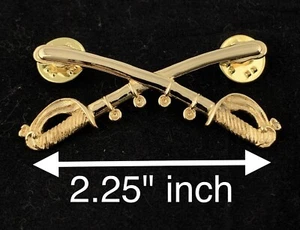 ☀️US Army Cavalleria Oro Spade Incrociate, Distintivo Ramo Cavello, Grande 2-1/4" - Foto 1 di 9