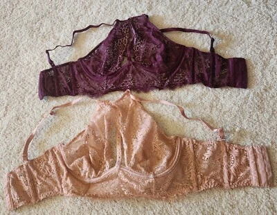 Victoria's Secret Very Sexy Unlined Plunge High Neck Black Lace Bralettes Sz 34B - Image 1 of 4