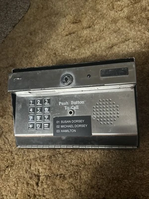 DoorKing 1812 System With Case And Board No Key - Image 1 of 2