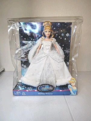 迪士尼假日公主灰姑娘娃娃 2004 年特别版美泰 G7982 全新带盒 — 第 1/4 张图片