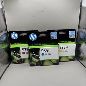 HP 935XL High Capacity Tintenpatrone Farbe Cyan, Magenta Gelb Abgelaufen 2022/23 - Bild 1 von 9