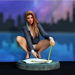 1/24 Scale Resin Figure Model Kit Sexy NSFW Girl Unpainted & Unassembled Toys - Picture 1 of 6