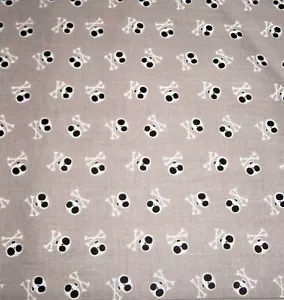 Gray Skull & Crossbones Blackbeard's Pirates Riley Blake Cotton Fabric 44x2yds - Picture 1 of 2