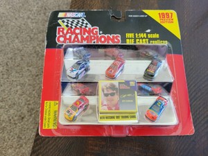 NEW Racing Champions NASCAR JEFF GORDON 1997 Preview 1:144 Scale Die Cast Cars