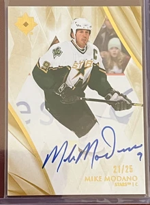 Mike Modano Gold Auto /25 2023-24 Ultimate Collection - Bild 1 von 2
