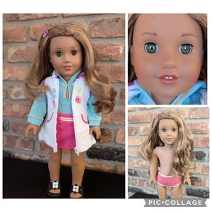 Muñeca American Girl 18" Lea Clark 2016 Niña del Año + Trajes junto al mar - Imagen 1 de 17