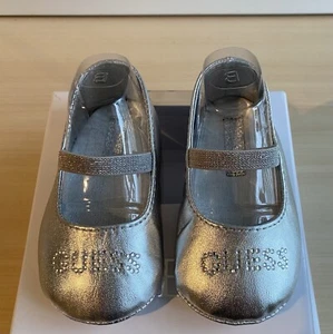 New Girls Guess Silver Leather Baby Shoes UK Size 2.5 3-6 Months - Picture 1 of 7