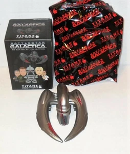 TITANS VINYL 3" FIGURES BATTLESTAR GALACTICA SINGLE LOOSE SCAR 2/18 - Picture 1 of 1