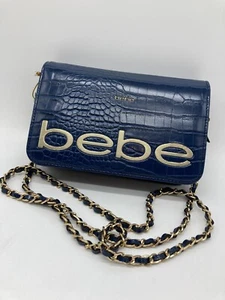 NWT Bebe Fabiola Faux Leather Stamped Crocodile Crossbody Navy With Gold Accents - Picture 1 of 12