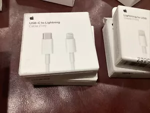 (2) Apple OEM USB to Lightning iPhone Charging Cable MD818ZM/A - (1m) 2 Items - Picture 1 of 1