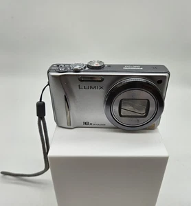 Panasonic LUMIX DMC-TZ18 14,1 MP Digitalkamera - Silber - Bild 1 von 4