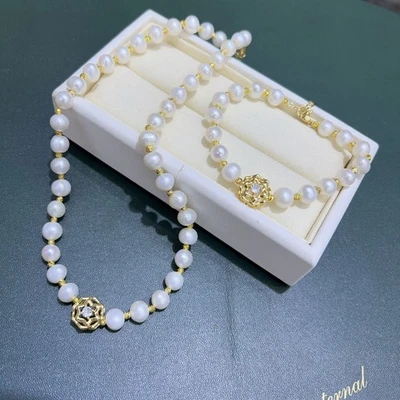 christmas lady gift   natural white  pearl necklace - Image 1 of 4
