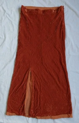 Falda midi de terciopelo aplastado Anthropologie Maeve forrada con abertura festival boho naranja 10 Foto 1 de 4