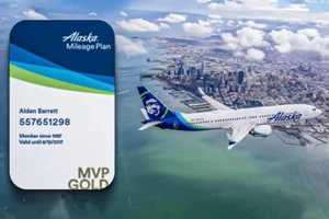 Oneworld sapphire (Alaska Airlines gold) Status bis 31.12.2025 - Bild 1 von 1