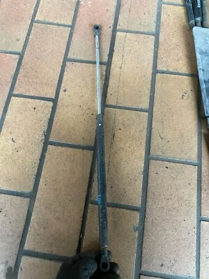 Ford Fiesta I MK1 Ammortizzatore Portellone Posteriore Molla a Gas Set - Imagen 1 de 4