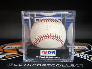 WILLIE MCCOVEY Signed Auto Autograph Baseball PSA/DNA 9.5 HOF SWEET SPOT - Picture 1 of 6