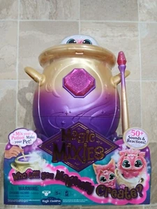 NEW IN BOX - MAGIC MIXIES MAGICAL MISTING CAULDRON 8" PINK PLUSH INTERACTIVE TOY - Picture 1 of 4