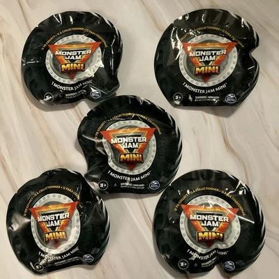 Serie 15 Grave Digger Mohawk Warrior Lote De 5 Monster Jam Minis Nuevo En Caja Sellado Foto 1 de 4