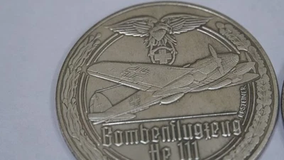 LARGE 1939-1945 GERMAN  WWII COMMEMORATIVE MEDAL 14 - Image 1 of 4