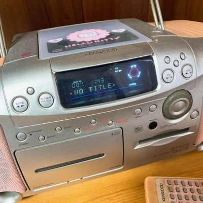 KENWOOD Hello Kitty MDX-E3 CD/MD/Cassette tape Player AC 100V 32W, Working - Image 1 of 4