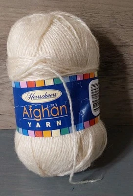 Herrschners Afghan Yarn 2 Ply 2oz 220 Yrds 2 Fine 1 Skeins Cream - Image 1 of 3