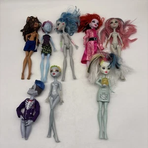 Monster High acht (8) Puppen für Ersatzteile Konvolut! Wie Ist! - Bild 1 von 21