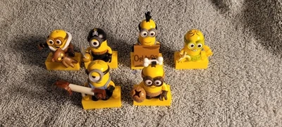 RARE Mega Bloks Lot Of 6 Despicable Me Minion Figures COMPLETE WITH ACCESSORIES - Image 1 of 4
