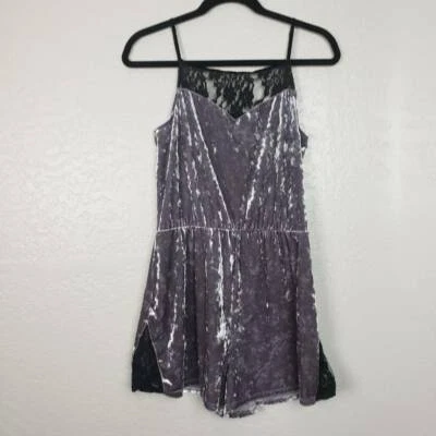 Topshop Mameluco Terciopelo Gris Negro Elástico Ilusión Cuello Correa Espagueti Para Mujer 8 Foto 1 de 4