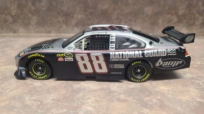 Dale Earnhardt Jr #88 Национальная гвардия 3 двери вниз 2008 Impala SS масштаб 1:24 - Изображение 1 из 4