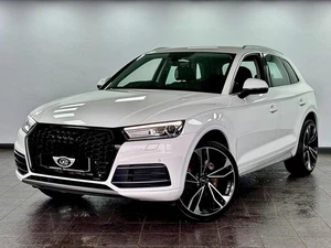 AUDI Q5 2.0 TDI 40 Sport S Tronic quattro Euro 6 (s/s) 5dr 2019 - Picture 1 of 24
