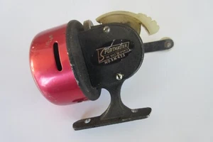 Vintage SM 425 Sportsmaster Closed Faced Reel - Picture 1 of 9