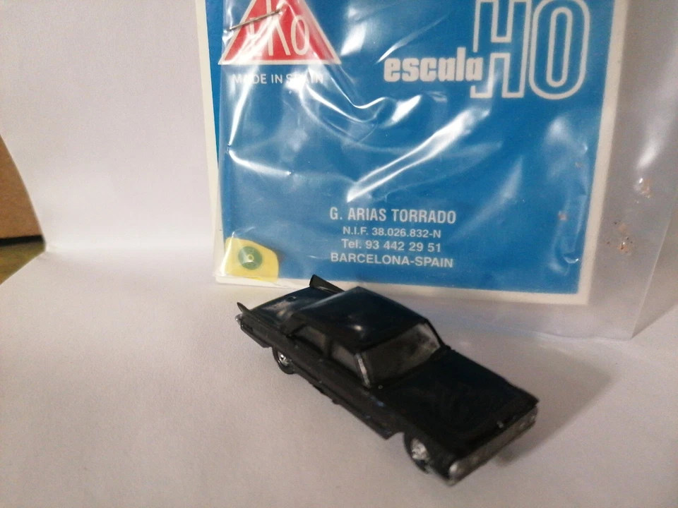 EKO 2073	Ford Comet nero     scala H0 - Immagine 1 di 1