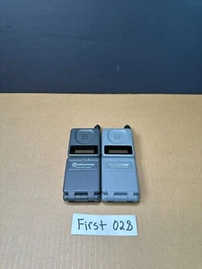 Vintage Motorola Cellular One Brick Flip Cell Phone F09HLD8416AG 2x Untested!!! - Picture 1 of 10