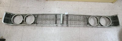 Б/у оригинальная решетка с ободками фар 1970 Ford Galaxie 500 Police 70 (G198) - Изображение 1 из 4