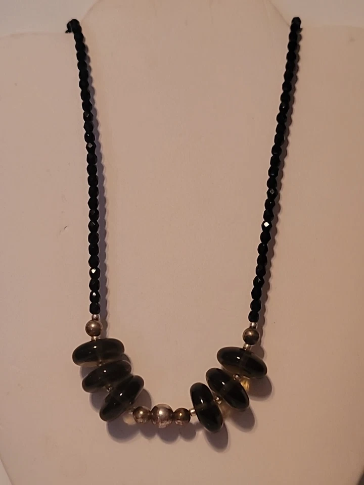Collar de cuentas artesanales de plata de ley 925 con cierre de murano de vidrio verde negro Foto 1 de 4