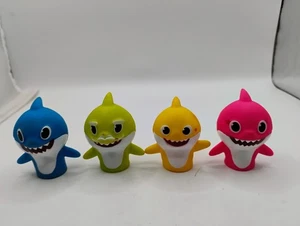 Baby Shark Finger Puppet Lot - Picture 1 of 3