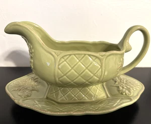 Karidesign Certified International Sauciere mit Unterteller, grün - Bild 1 von 10