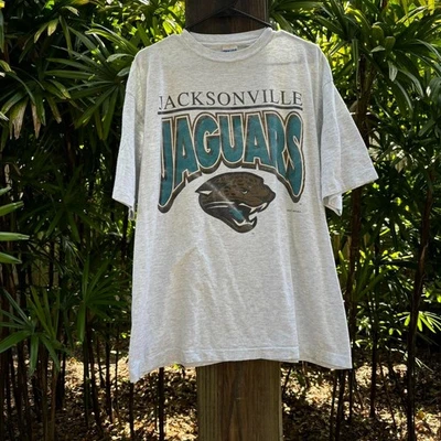 1995 Jacksonville Jaguars 复古重印男女通用衬衫 T 恤。 AN36900 银色 — 第 1/2 张图片