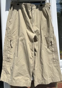 M&S Men's Beige Harbour Cargo Shorts 100% Cotton, Waist 42”relaxed fit - Picture 1 of 11