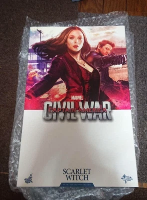 Hot Toys MMS370 Captain America Civil War Scarlet Witch Elizabeth Olsen NEW - Image 1 of 4